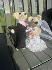 Bride and Groom Mice Wedding