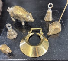 Antique Small Group Of Decorative Brass Pigs, Mouse, Bells & Horse Brass