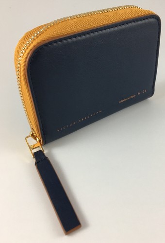 Authentic victoria beckham - victoria,