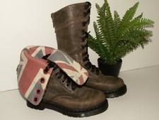 Dr. Martens 1914 TRIUMPH union