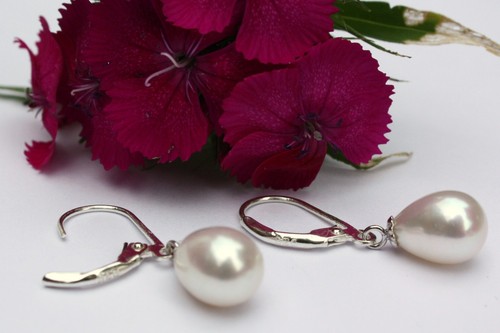 Yr29 natural freshwater pearls - freshwater,