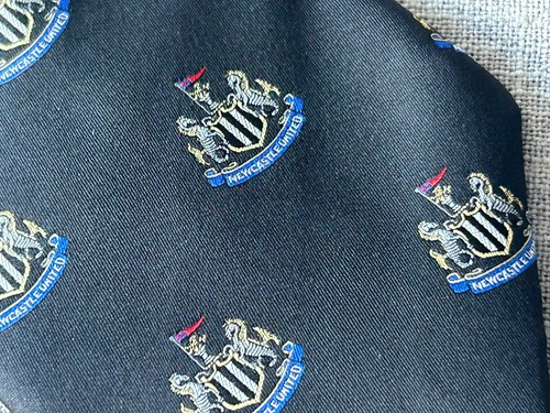 Newcastle united multi crest - multi,