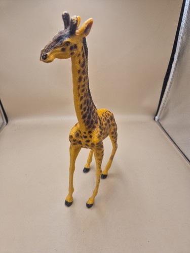 1994 hard plastic giraffe - hard, 17