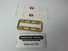 HORNBY DOUBLE LEVEL CROSSING