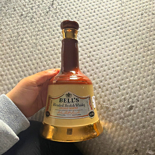 Empty bell blended scotch - blended,