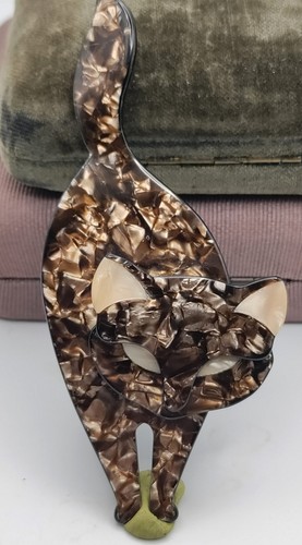 Lea stein full body - lea, brooch