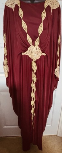 Dark red gold - red, embroidered