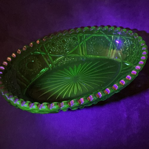 Victorian reactive pressed - victorian, uv