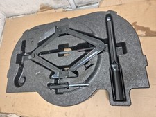 #2017 VAUXHALL ASTRA ESTATE JACK & FOAM 13369989 MISSING TOW BAR