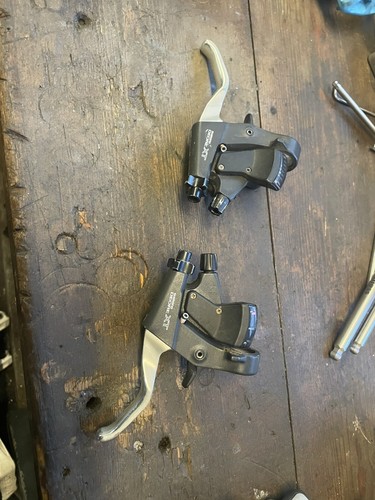 Shimano deore sti shifters - shimano, xt