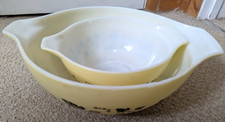 Vintage Pyrex Yellow Black