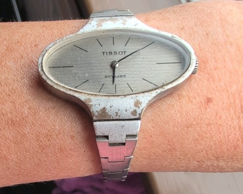 Ladies 1976 swiss tissot - 1976,