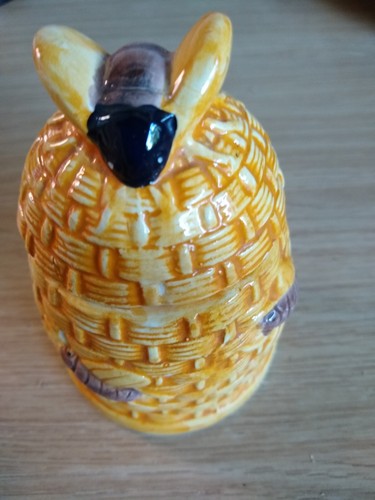 Old collectable large yellow - old,