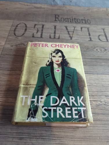 Peter cheyney the dark - /,