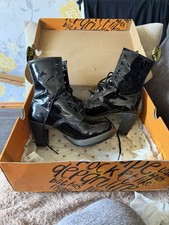 Dr Martens Boots