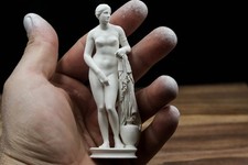 Aphrodite of Knidos Resin