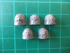 Warhammer 40K - 5 Space Marine Vanguard Veteran Crux Shoulder pads - 40k bits