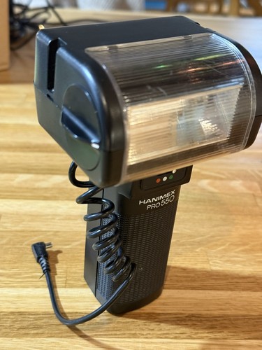 Hanimex pro550 camera flash - flash,