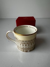 Buckingham Palace Vintage Bone