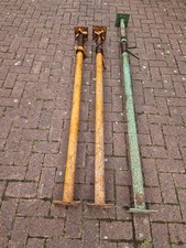 Adjustable builders acro props. Heavy duty.