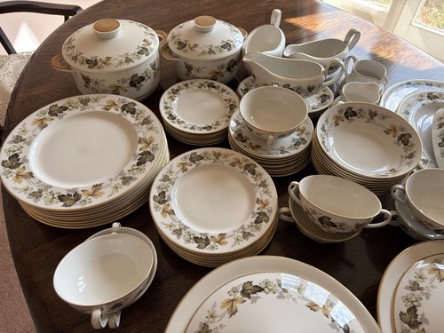 Royal doulton larchmont - royal,