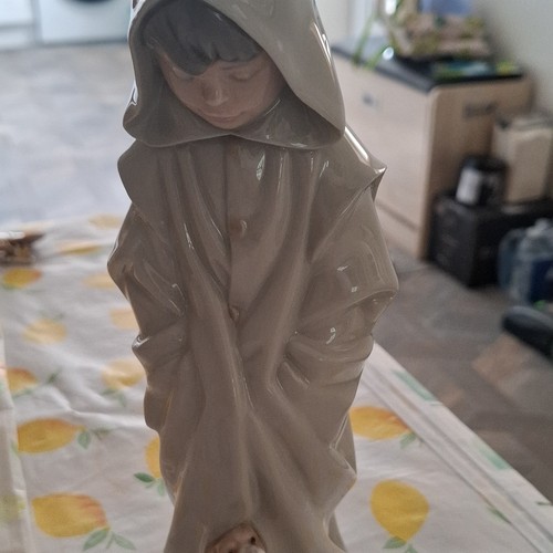 Nao lladro boy monk - nao,