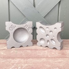 5 Inch Oak Lawn Blacksmith