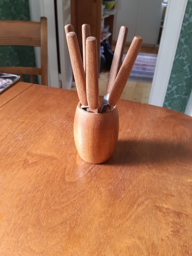 Solingen teak knife set with