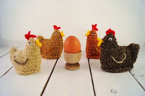 Chicken tea cosy - chicken, egg