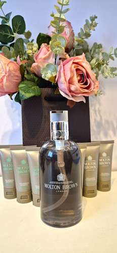 Molton brown london - molton, pink