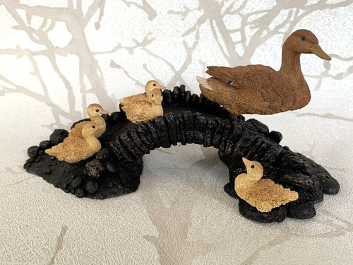 Mallard family bridge 1062 - mallard,