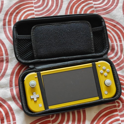 Nintendo switch lite yellow - switch,