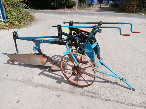 Ransomes crawler plough - mg,