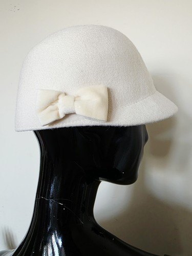 Beautiful 100 wool felt - beautiful, 100%