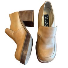 Mudd Metro Tan Platform Boots