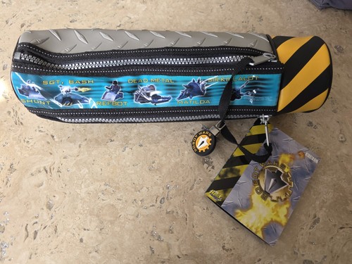 Robot wars vintage pencil case - robot,