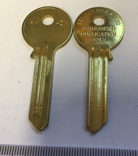 Yale security cylinder - security, key