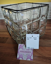 BNWT CUBE SQUARE GLASS VASE