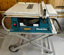 Makita 2704 Table Saw With Wheeled Stand 240v UK plug