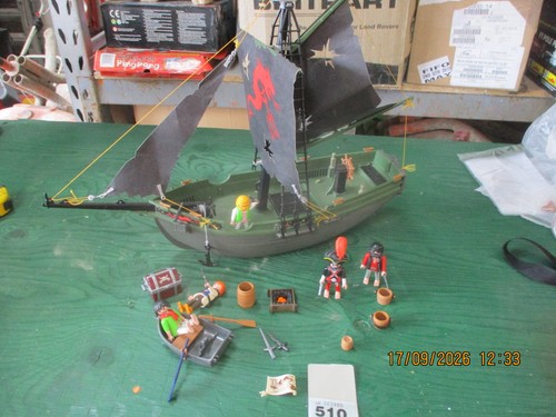 Playmobil pirate ship - pirate,