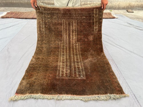 5 ft vintage afghan - 4'5,