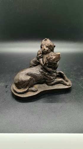 Rare heredities vintage bronze - rare,