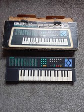  Retro Yamaha Portasound PSS-140  Keyboard