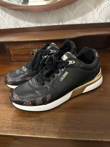 Guess womens trainers - , size