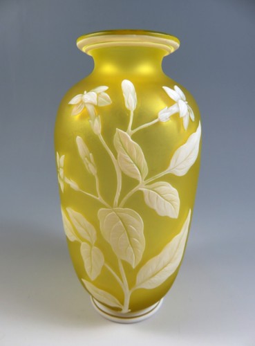 Antique glass vase thomas webb - antique,