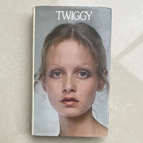 Twiggy paperback - by,
