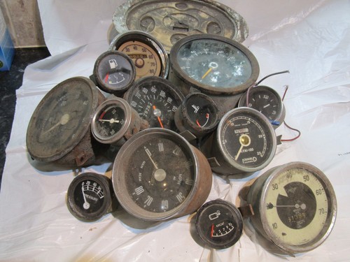 Vintage job lot smiths - job,