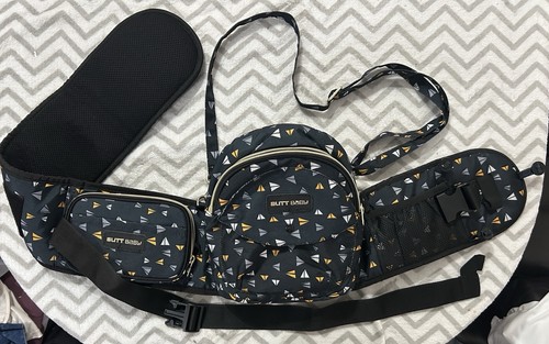 Baby carrier with - with, hip