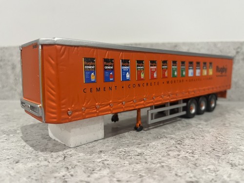 Corgi tri axle curtainside - -,