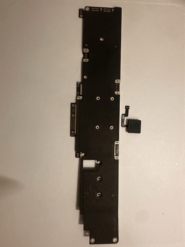 Faulty macbook air 2022 - faulty, m2